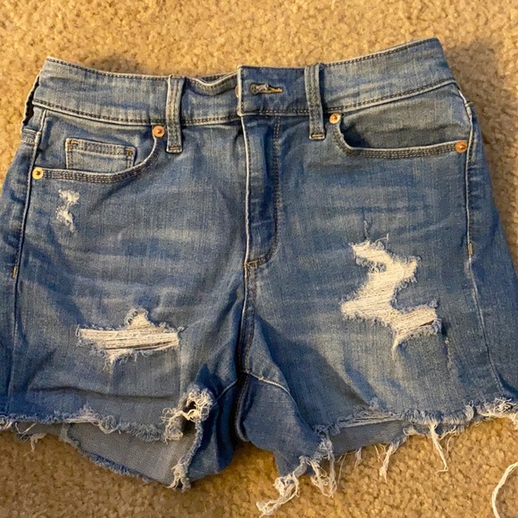 Universal Thread Jean Shorts Size 4/27 - Picture 1 of 3